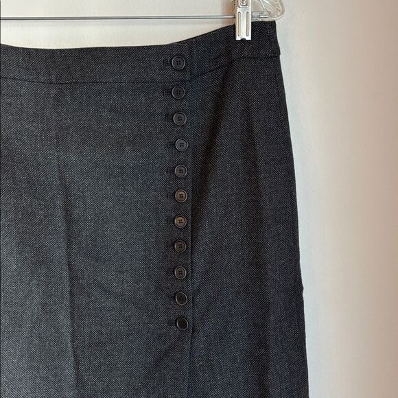Ann Taylor Dresses & Skirts - Ann Taylor Pencil button front 100% wool wrap Skirt charcoal gray women’s 10 EUC